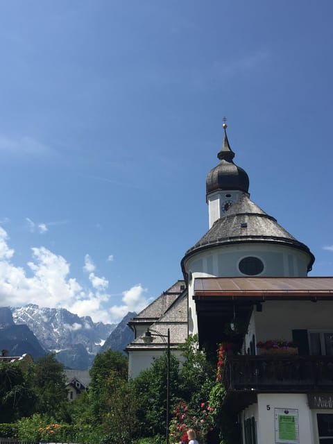 Garmisch Historical Pub Crawl - Transportation and Accessibility