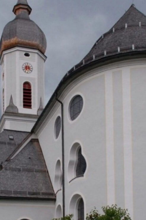 Garmisch-Partenkirchen: Private Evening Guided Walking Tour - Meeting Details