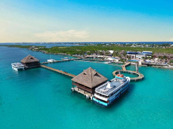 GARRAFON + SWIM ADVENTURE - Water Programs and Restrictions