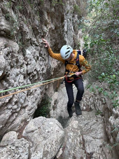 Garx and Villa La Nao: Canyoning - Activity Description and Challenges