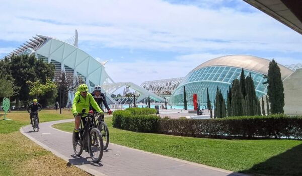 Gastronomic Bike Tour. Arts and Sciences Museum & Ruzafa - What to Bring