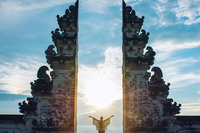 Gateway to Heaven : Lempuyang Gates With Tukad Cepung Waterfall - Location Overview