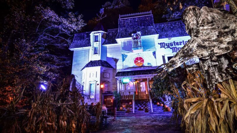 Gatlinburg Ghost Tours: Gilded Age Graves and Ghouls - Exploring Gatlinburg’s Haunted Origins