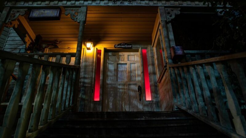 Gatlinburg Ghost Tours: Gilded Age Graves and Ghouls - Guide Quality and Atmosphere