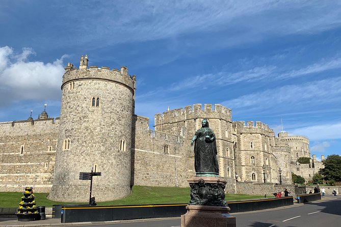 Gatwick Airport Arrival To London Via Windsor Castle - Pickup Details