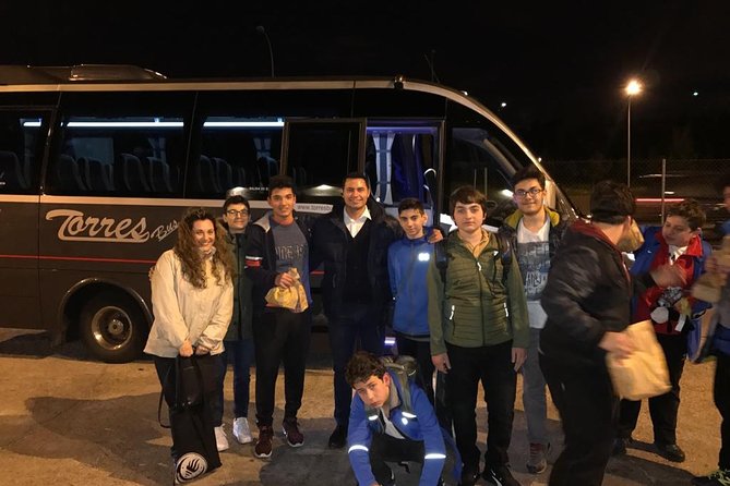 Gatwick Airport Private Transfers To/From London (Postcode E1 to E14) - Service Details