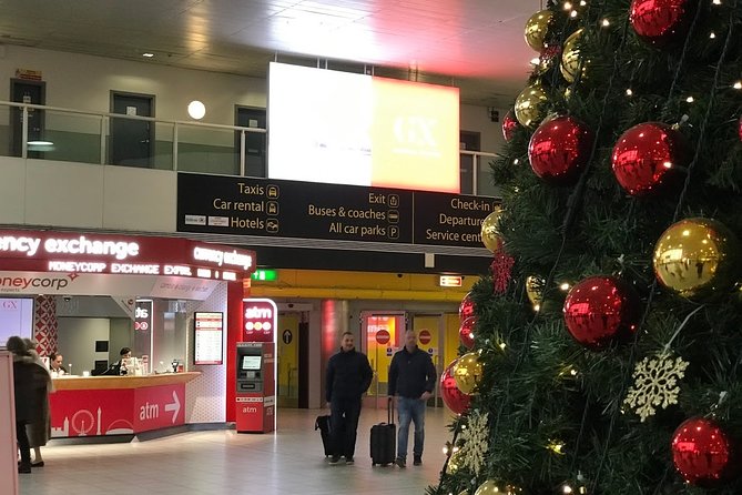 Gatwick Airport Private Transfers To/From London (Postcode E1 to E14) - The Sum Up