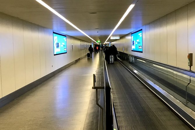 Gatwick Airport Private Transfers To/From London (Postcode SW5 to Sw11) - Date and Traveler Selection