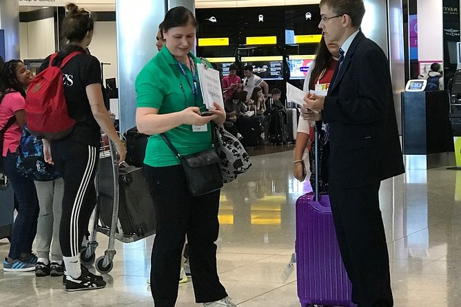 Gatwick Airport Private Transfers To/From London (Postcode W1 to W7) - Contact Information