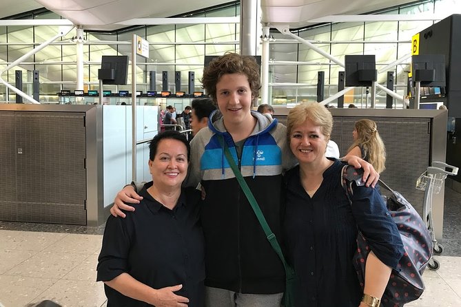 Gatwick Airport Private Transfers To/From London (Postcode W1 to W7) - Common Questions