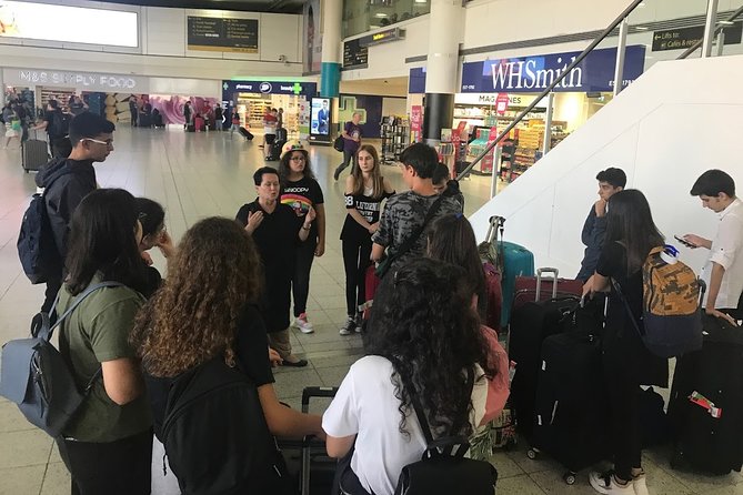 Gatwick Airport Private Transfers To/From London (Postcode W8 to W14) - Pricing and Guarantee