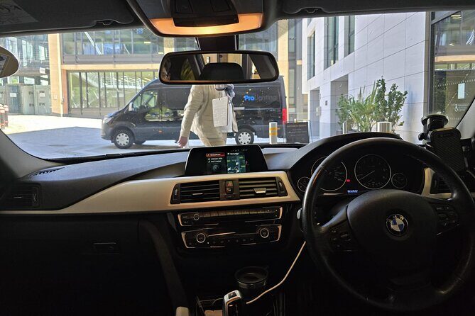 Gatwick Airport to Heathrow Airport Transfers - The Sum Up