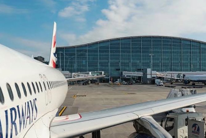 Gatwick Airport Transfer to London - Booking Confirmation and Accessibility