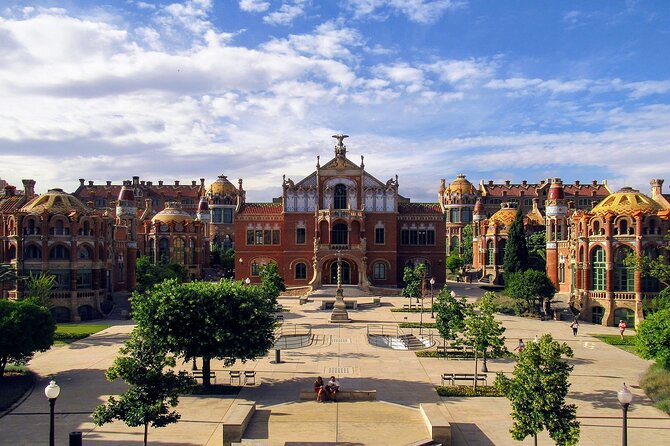 Gaudi and Modernism - Private Live Virtual Experience - Inclusions and Logistics