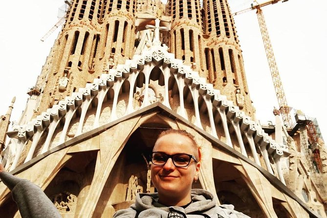 Gaudi Experience : Discover Sagrada Familia (Fast Track Admission) - Meeting and Pickup Information