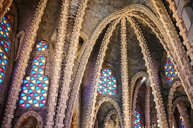 Gaudi Experience : Discover Sagrada Familia (Fast Track Admission) - Common Questions