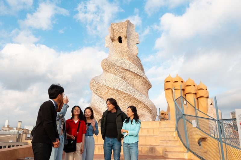 Gaudi Houses & Sagrada Familia Barcelona Full Day Walking Tour - From Casa Vicens to Gaudí’s grandest work