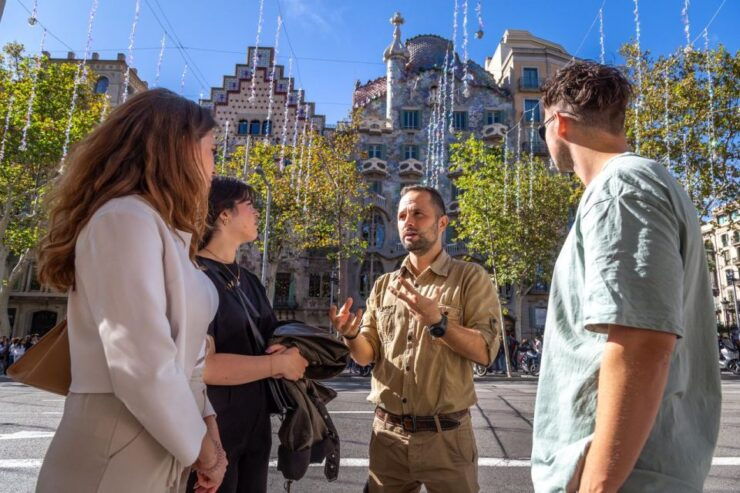 Gaudí Tour: Must-See Monuments & Hidden Gems of Modernism - Tour Overview
