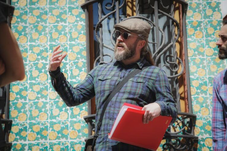 Gaudi UNESCO Highlights - 4h Small Group Bike Tour - Good To Know