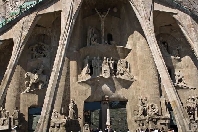 Gaudis Legacy - Gaudís Early Life