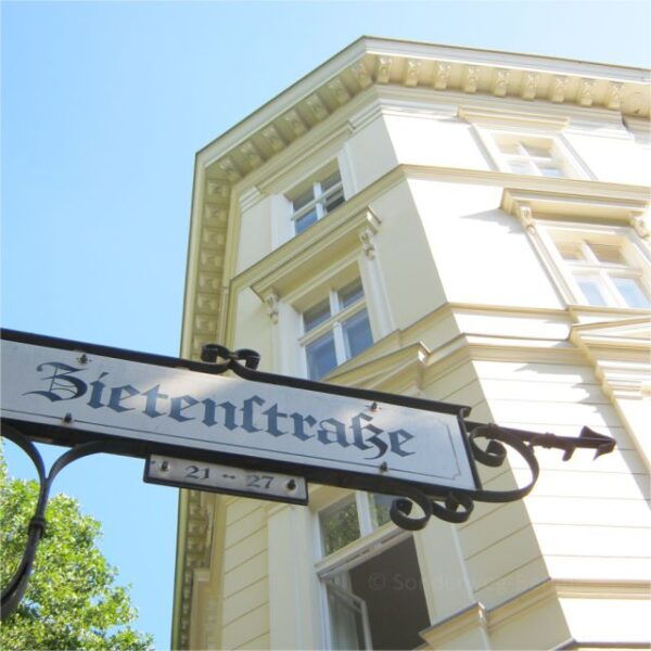 Gay Berlin Tour: Out in Schöneberg - The Sum Up