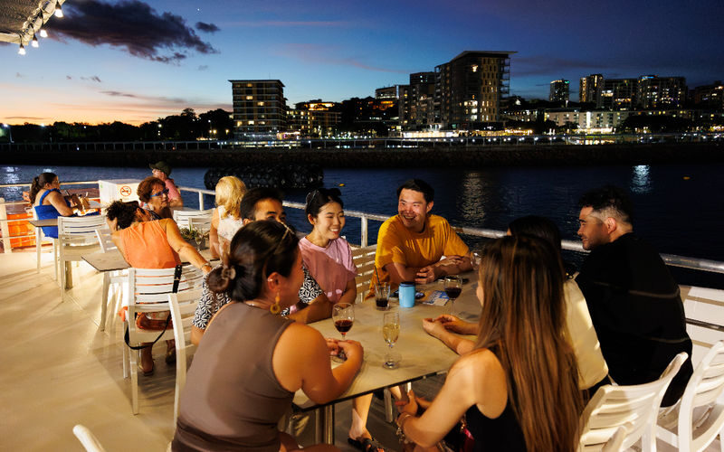 Gaze and Graze Sunset Cruise in Darwin - What the commentary adds to the evening
