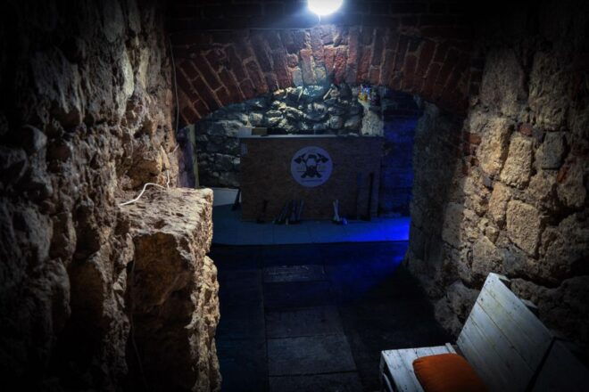 Gdańsk: Axe Throwing - Accessibility and Inclusivity