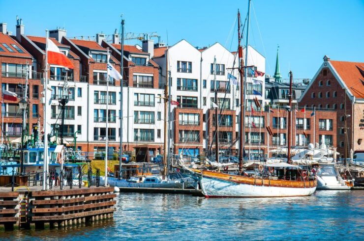 Gdansk: Express Walk With a Local in 60 Minutes - Good To Know