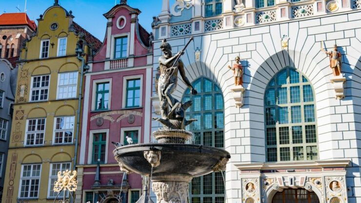 Gdansk: Express Walk With a Local in 60 Minutes - Booking Information