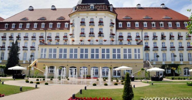 Gdansk: Gdansk, Sopot and Westerplatte Private Guided Tour - Experience Highlights