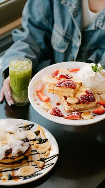 Gdansk: Hard Rock Cafe Breakfast - An Authentic Breakfast in the Heart of Gdansk