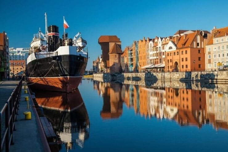 Gdansk : Highlights & Hidden Gems Walking Tour - Key Points