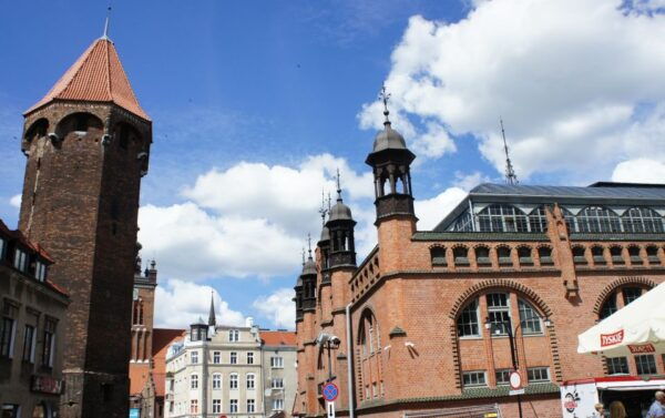 Gdansk: Individual Sightseeing Tour With Audio Guide - Enhancing the Experience