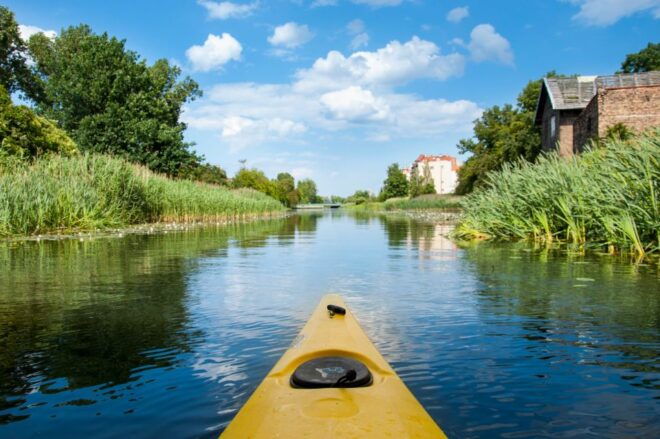 Gdańsk: Islands and Canals Private Kayak Tour - Participant Restrictions