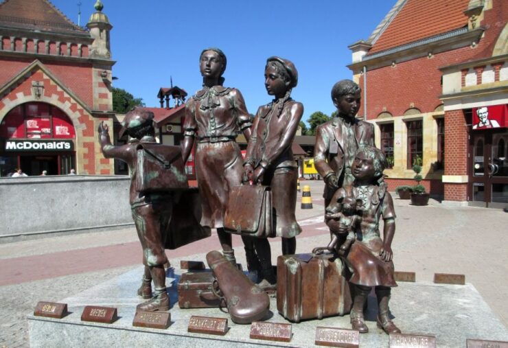 Gdansk: Jewish Heritage Guided Private Walking Tour - Tour Details