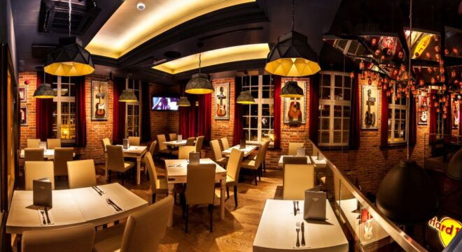 Gdansk: Legendary Burger and Zywiec Beer at Hard Rock Cafe - Customer Reviews and Ratings