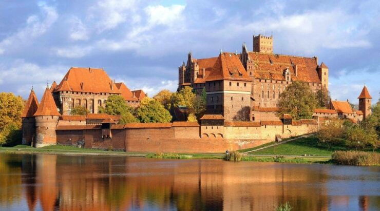 Gdansk: Malbork Castle & Westerplatte Tour With Local Lunch - Tour Details