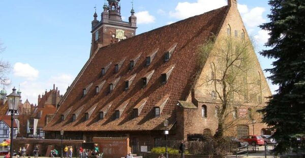 Gdansk Old Town Tour 4 Hours - Meeting Point and Finish Location