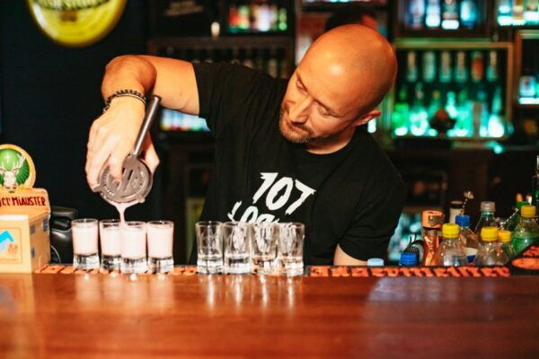 Gdansk: Pub Crawl With Free Drinks - Booking and Payment