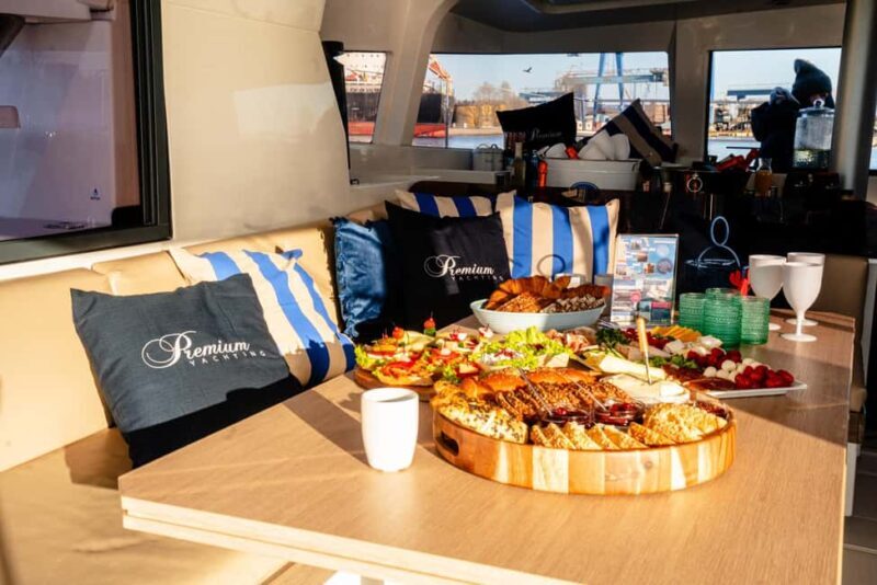 Gdansk/Sopot: Breakfast Cruise on a Catamaran - What to Expect on the Breakfast Cruise  