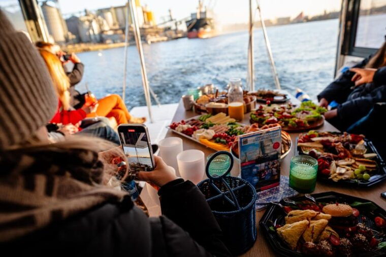 Gdansk/Sopot: Breakfast Cruise on a Catamaran - The Sum Up