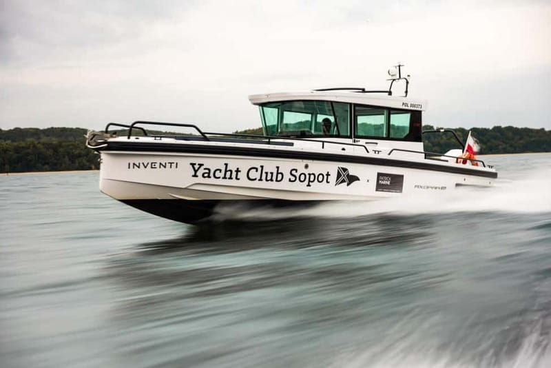 Gdansk/Sopot/Hel/Jastarnia: Private Cruise on a motorboat - An In-Depth Look at the Private Motorboat Experience