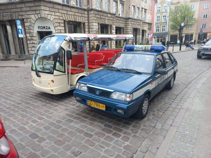 Gdansk: Top Partybus by Night in Buggybus & Alcohol Included - Pickup and Accessibility