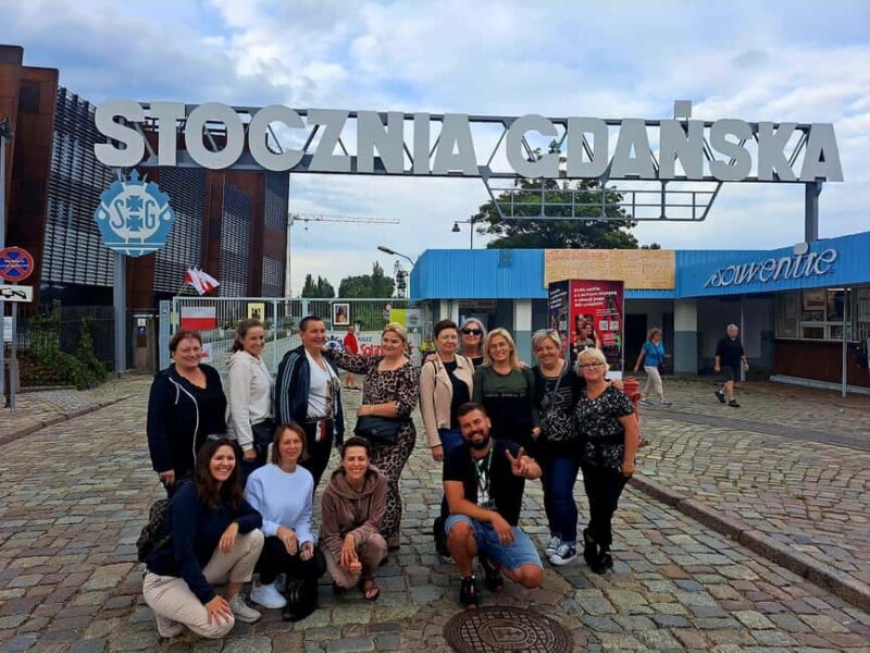 Gdansk: Top Unlimited Beer & Highlights Tour by Golf Buggy - Exploring Gdansk in a Golf Buggy: An Unconventional Sightseeing Approach