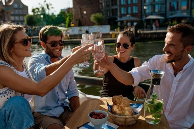 Gdańsk: Unforgettable Yacht Charter With Skipper - Highlights and Activities