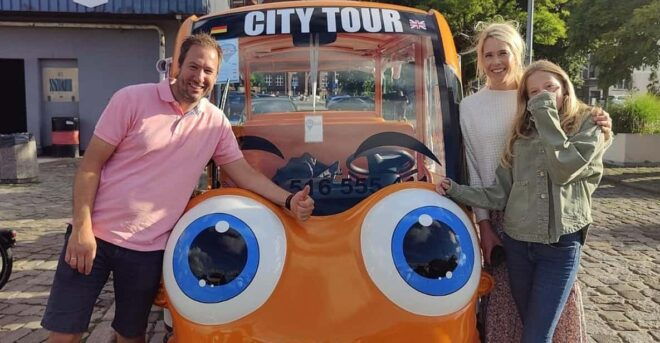 Gdansk:Private Guided City Tour Sightseeing by Golf Cart - Transportation and Accessibility