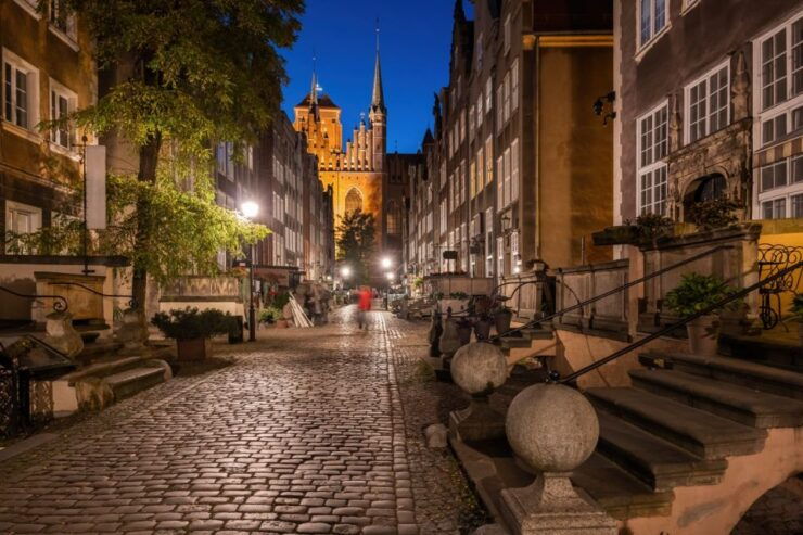 Gdansk's Historic Treasures: A Private Walking Tour - Tour Information and Booking Details