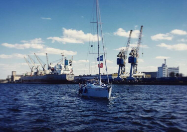 Gdask: Motlawa and Port yacht cruise with Welcome Drink - What Reviewers Say