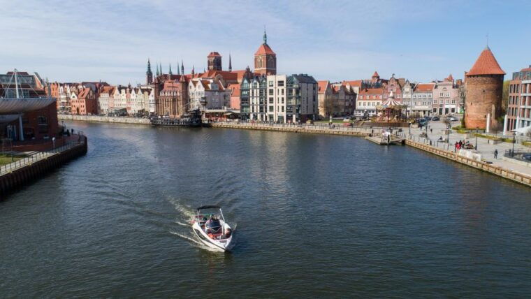 Gdask: Motlawa River Yacht Cruise - FAQs