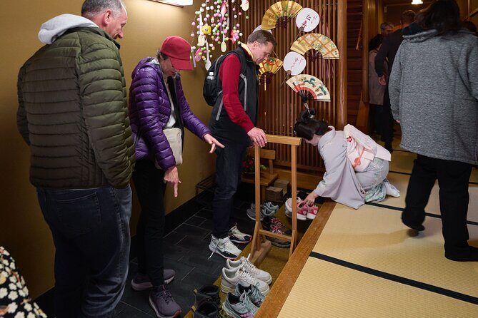 Geiko Performance and Behind the Scenes Tour - A Deep Dive into the Experience